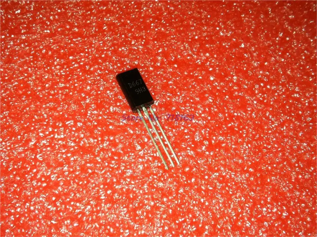 

50pcs/lot 2SD667 D667 TO-92L In Stock