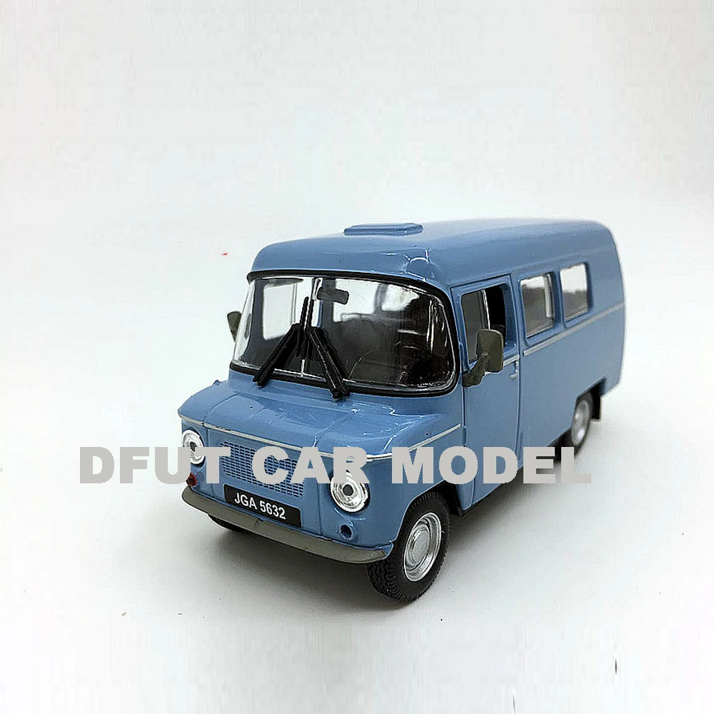 

1:43 Alloy Toy Russia Van Car Model Of Children's Toy Cars Original Authorized Authentic Kids Toys