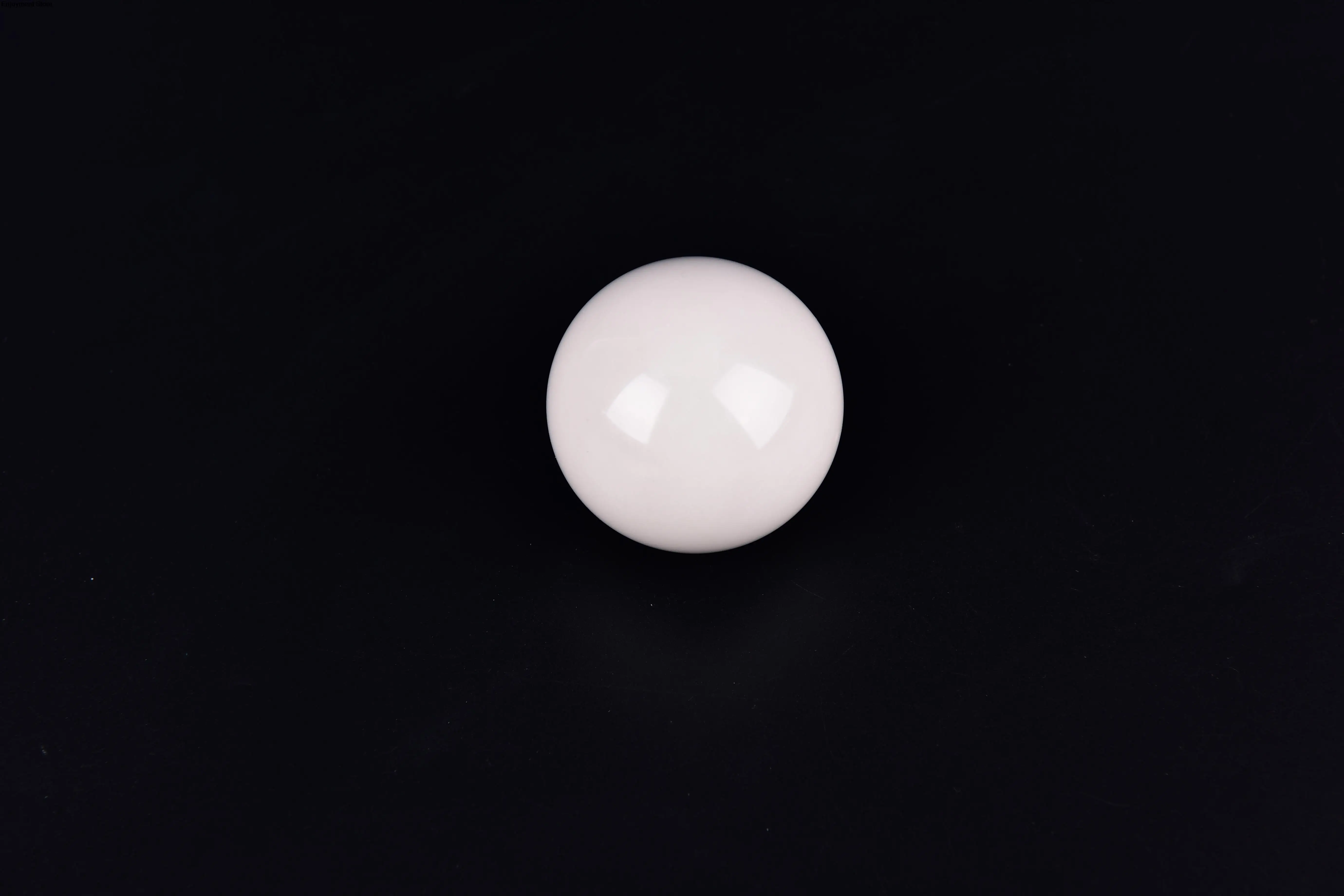1 Pc Billiard ball Billiard cue ball White Cue Ball Dia 52.5mm Pool Balls Billiard Training Ball Snooker