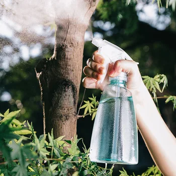 

Fashionable simple gardening small watering can, fleshy watering can, plastic watering can, 500ml hand pinch spray bottle