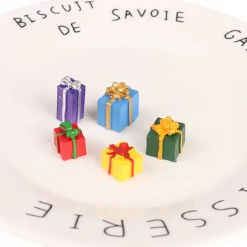 

5PCS/LOT 1/12 Scale Miniature Dollhouse Christmas Gift Box Pretend Play Mini Doll House Furniture Decoration Accessories