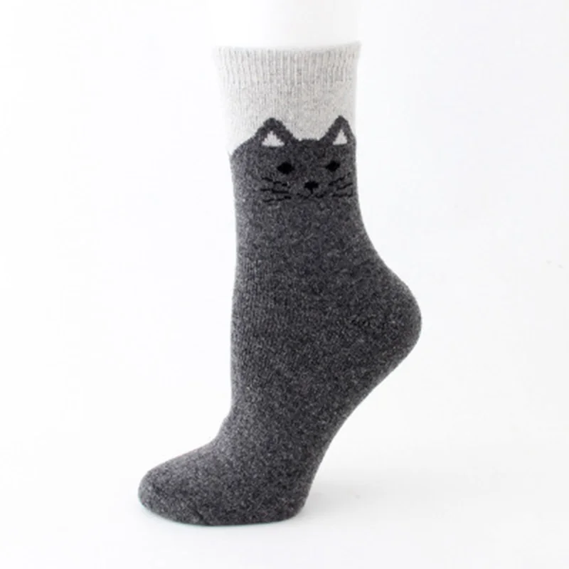 3 Pairs Thick Warm Wool Socks Ladies Soft and Comfortable Cartoon Elk Cotton Socks Winter Thermal Long Socks