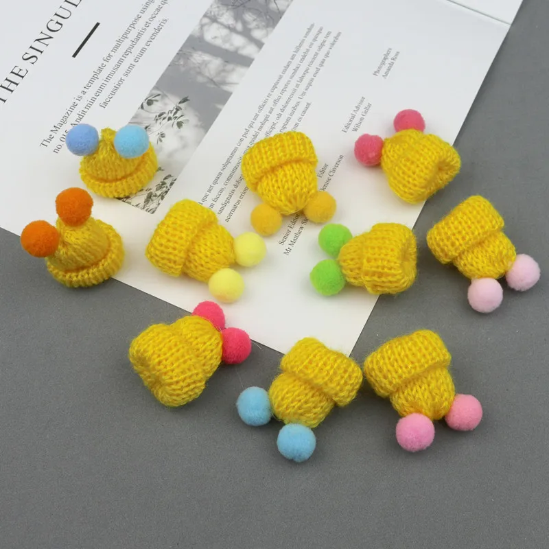 10-40 шт. вязаные шапки с мини помпоном, товары для рукоделия, аксессуары для волос, брошь, вязаные игрушки, ювелирные украшения, маленькие шапки - Цвет: Yellow mini hats