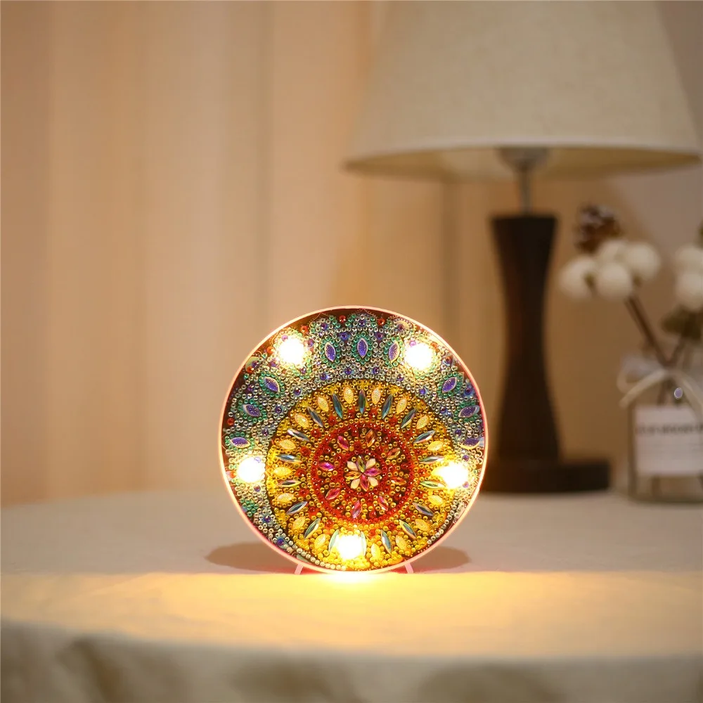 Christmas Hot Sale Round Circle Animal Mandala Landscape Diy Diamond Painting Led Light Lamp On The Table Round Shinny Beads