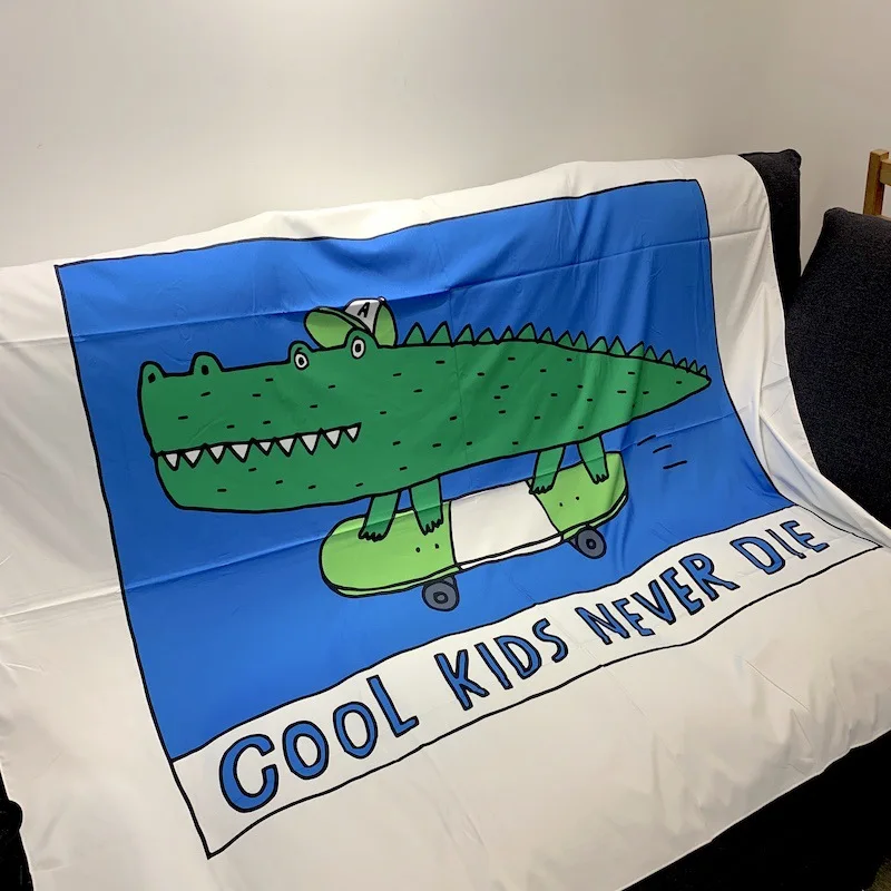 

Sugan Life Cartoon Crocodile Wall Hanging Tapestry Individuality Design Background Covering Cloth Tablecloth