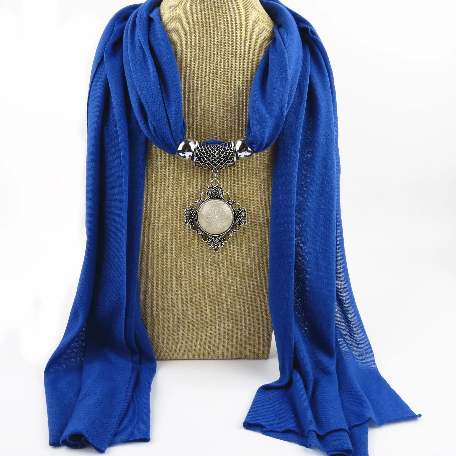 

Alloy pendant resin round polyester pendant scarf jewelry necklace female autumn and winter shawl