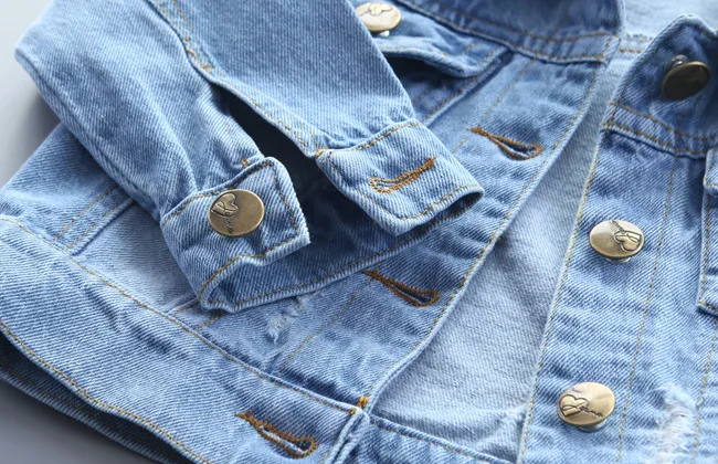 4424345864_2120408601