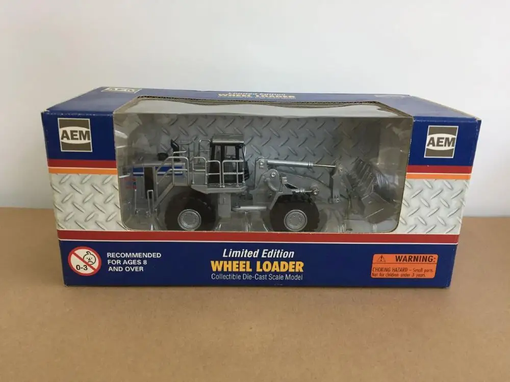 AEM колесный погрузчик серебро Ограниченная серия от Norscot 1: 64 Коллекционный Литой