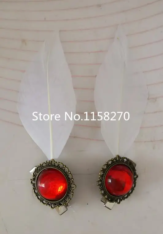 

JOJO'S BIZARRE ADVENTURE Caesar Anthonio Zeppeli Feather Props Cosplay Headwear