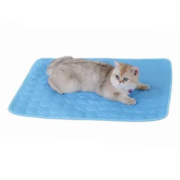 

Pets Summer Cooling Mat For Dog Cat Ice Pad Cool Cold Silk Moisture-Proof Cooler Sofa Mats Dog Cats Sleeping Bed