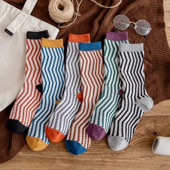 

Woman Socks Fashion Brief Solid Color Wave pattern 2020 Autumn New Non-slip Breathable Deodorant Comfortable Long Socks Women