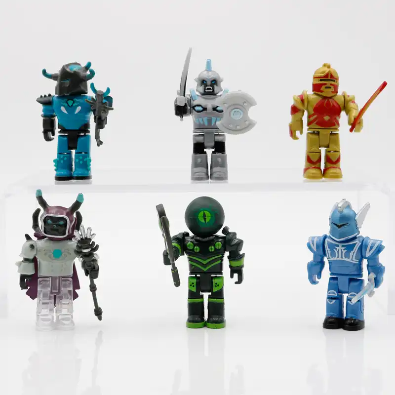 roblox champions of roblox six figure pack with exclusive