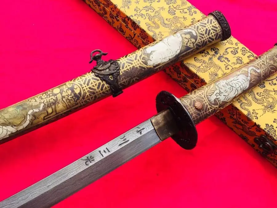 Handmade Japanese Sword Saber Signature Folded Steel Samurai Katana Tiger Handle Sheath Full Tang