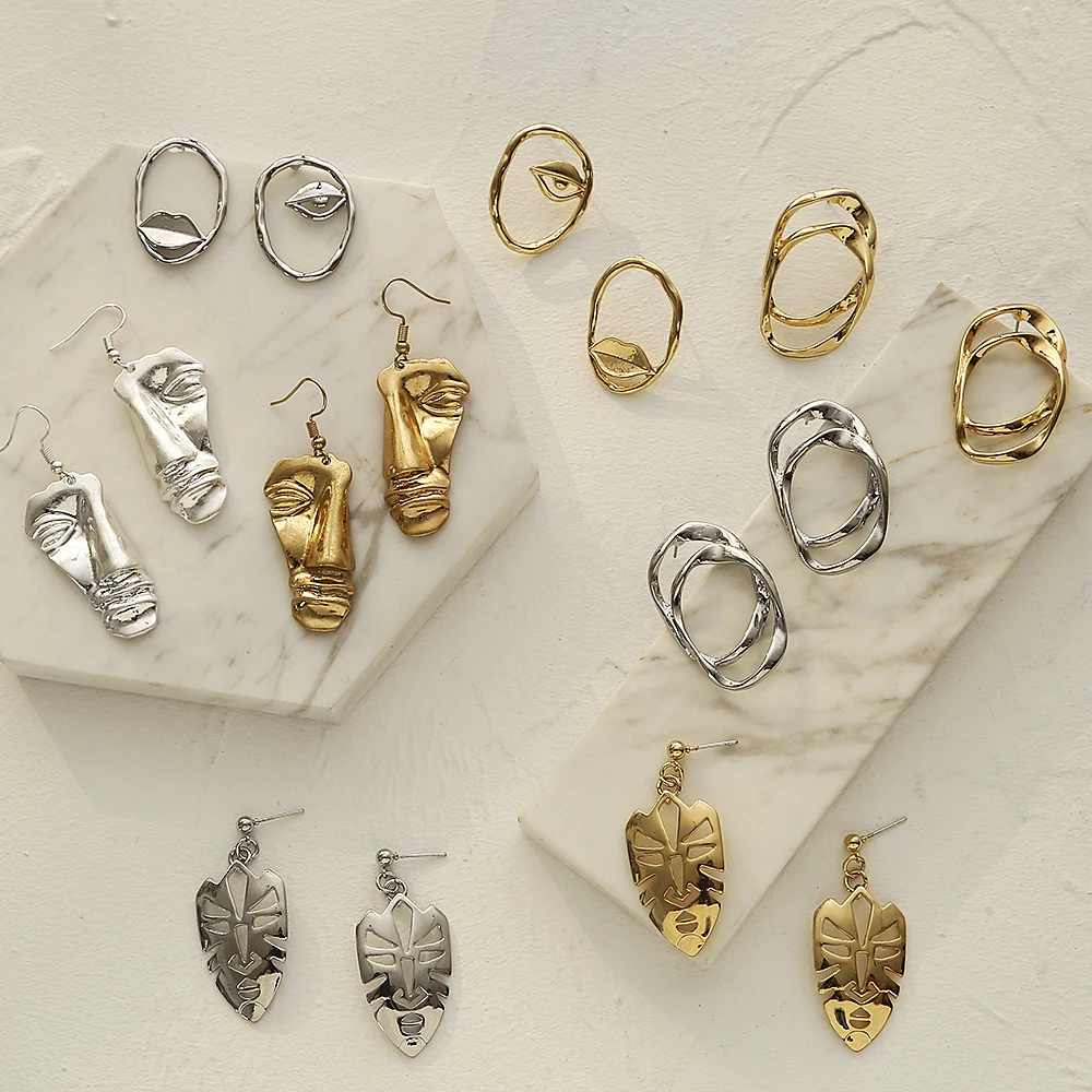 

AOMU 2019 Fashion Design Creative Face Mask Earring Eyes Lips Irregular Metal Geometric Stud Earrings for Women Ear Jewelry