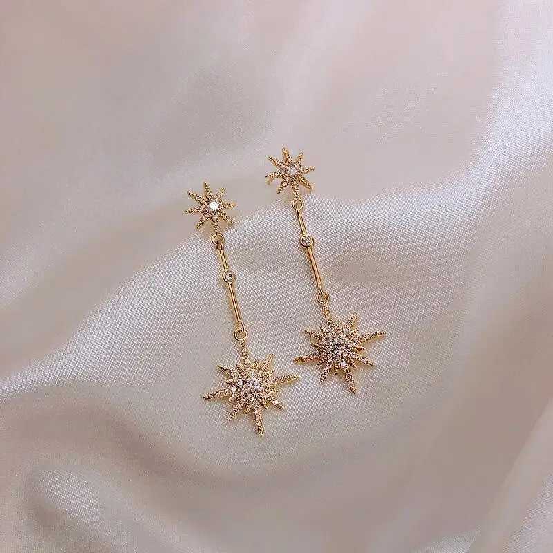 

2020 Fashion Gold Star Long Earrings with Versatile Personality and Elegant Jewelry