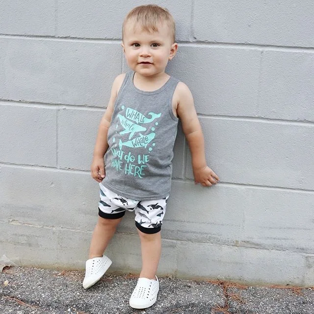 Коллекция года, летняя повседневная одежда для новорожденных мальчиков шорты с принтом акулы, топики с принтами+ штаны комплекты одежды для малышей из 2 предметов