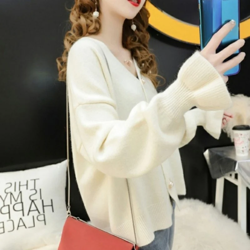 Korean Style Spring Autumn Sweet Loose Lazy Wind Button Knit Cardigan Pocket Jumper Sweater Long Lantern Sleeve Coat Women