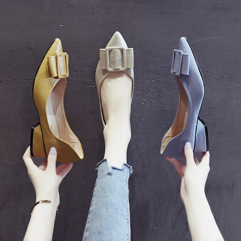 

Thick with single shoes female 2019 spring and autumn new with wild metal decorative pointed shallow mouth women's shoes