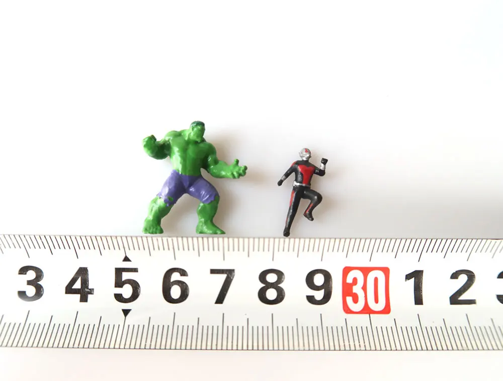 WASAP H0 1/87 or 1/64 no Preiser Diecast Miniature Figure Antman Run 