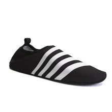 Новинка; быстросохнущая водонепроницаемая обувь для мужчин и женщин; сезон лето; кожаные носки в полоску; для пляжа, бассейна, тренажерного зала; для плавания; тапочки; нескользящая обувь