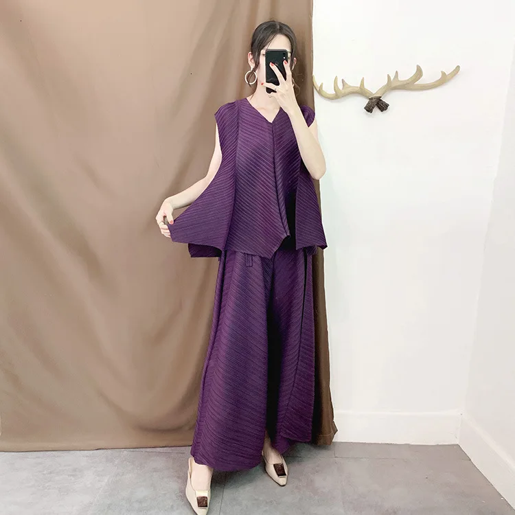 purple LANMREM Лето Новая мода темперамент женский свободный плюс Повседневный плиссированный Свободный жилет без рукавов широкие брюки костюм TC194 - Цвет: purple