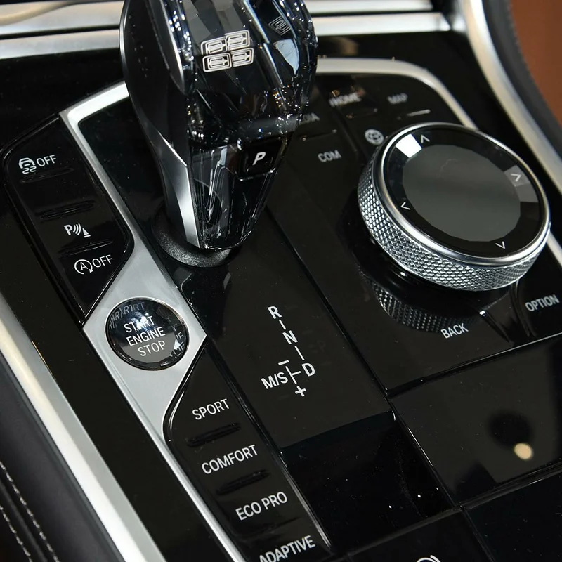 

Applicable to BMW I12 Gear Shift Knob
