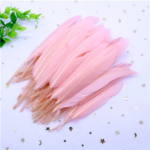 Meat pink 50 шт., твердый полюс, натуральный гусь, перья для рукоделия, 10-15 см, DIY ювелирные перья, перо, свадебные украшения для дома - Цвет: Meat pink