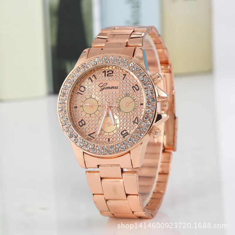 

New Style Faux Leopord Pattern Gold Geneva Diamond Set Steel Belt Watch Fake Three Eye Quartz Watch