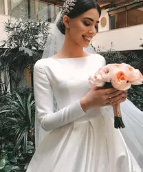Vintage A Line Wedding Dresses Ivory Bridal Dress Long Sleeves  Backless Party Gowns Plus Size Vestido de noiva