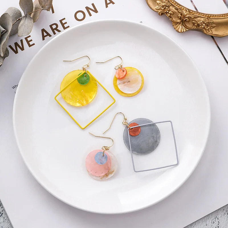 

Cute Color Shell Square Simple Geometric Round Asymmetry Drop Earrings for Girl Women Fashion Jewelry Accessories