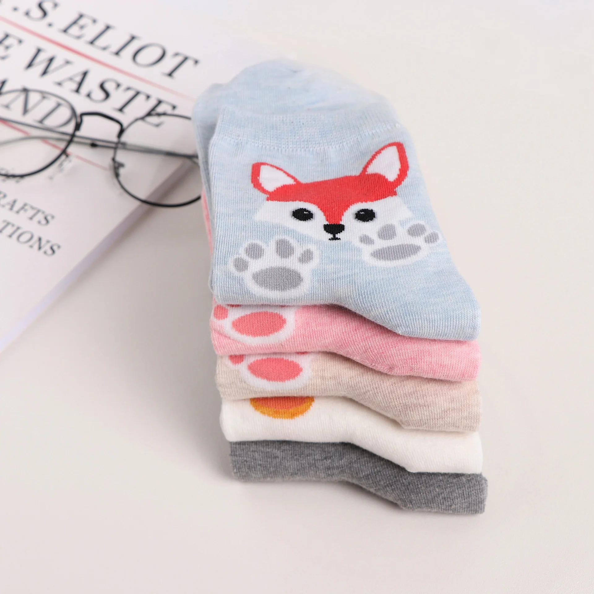 20pair/lot Autumn/Winter new socks women's animal Pattern cotton Crew comfortable breathable adult socks christmas socks