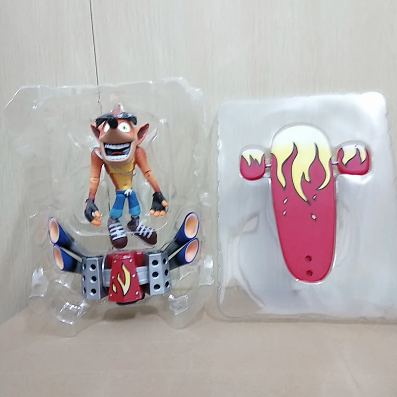 NECA Game Deluxe Crash Bandicoot with Jet Board Action Figure Model Toy Doll Gift