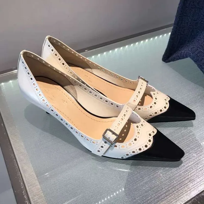 

2020 Spring New Fashion Color Matching Pointed Toe Hollow Thin Small Heel Women's Pumps Retro Cat With Pumps Single Shoes Women