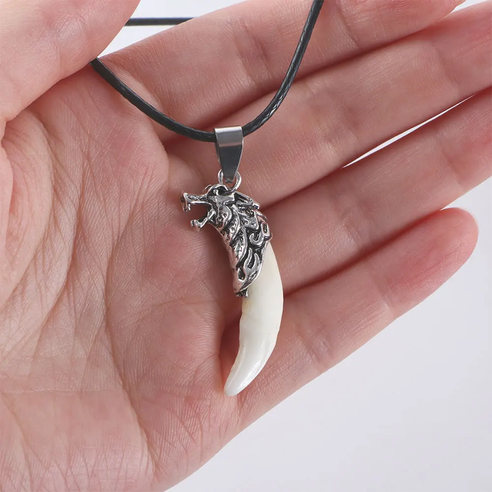 Fang Tooth Necklace Titanium Steel Wolf Tooth Pendant Jewelry