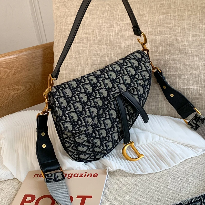 

Bags Women's Bags Retro Simple Messenger Bags Saddle Bags 2019 Fall Winter New Fashion Wild Shoulder Bags