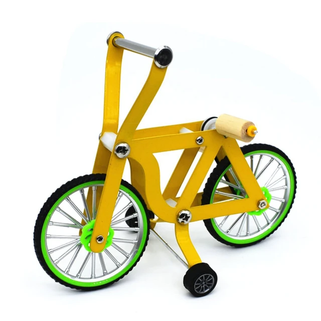 Jouet de vélo éducatif à quatre roues pour animal de compagnie