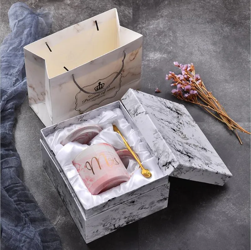 B pink set gift box Роскошная керамическая мраморная кофейная кружка с золотым краем, 3 цвета, свадебные подарки для влюбленных пар, фарфоровая чашка для чая и молока - Цвет: B pink set gift box
