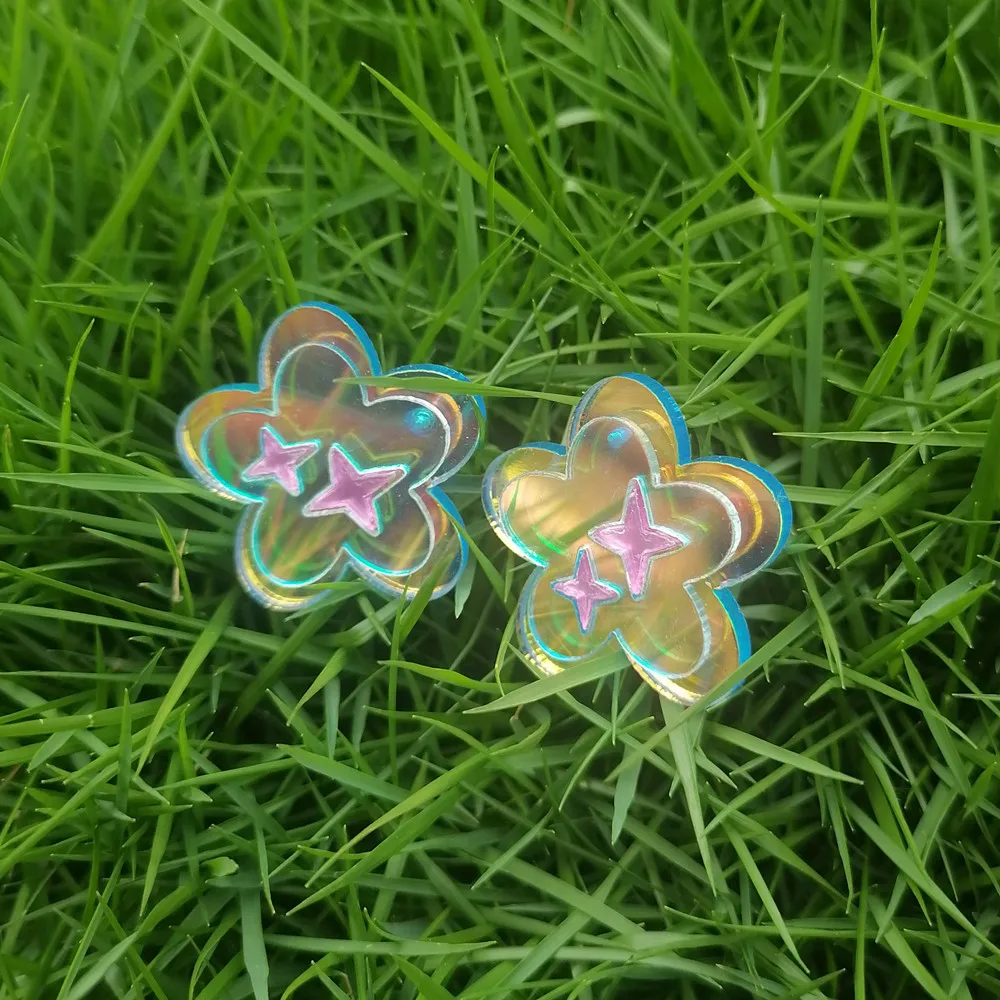FishSheep Colorful Acrylic Geometric Star Moon Butterfly Drop Earrings For Women Cute Transparent Laser Dangle Earrings Jewelry