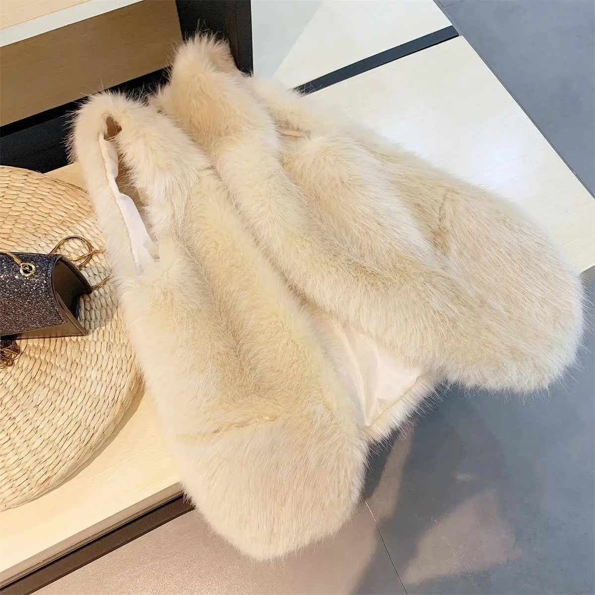 Faux Fur Coat Autumn Winter Women Fashion Casual Warm Slim Sleeveless Pockets Faux Fox Fur Vest Winter Jacket Women