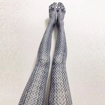 

New Snake Print Leggings Women Pants Sexy Nightclub Casual Pants Streetwear Print Rayon 2020 Fashion new summer Leggings bandage