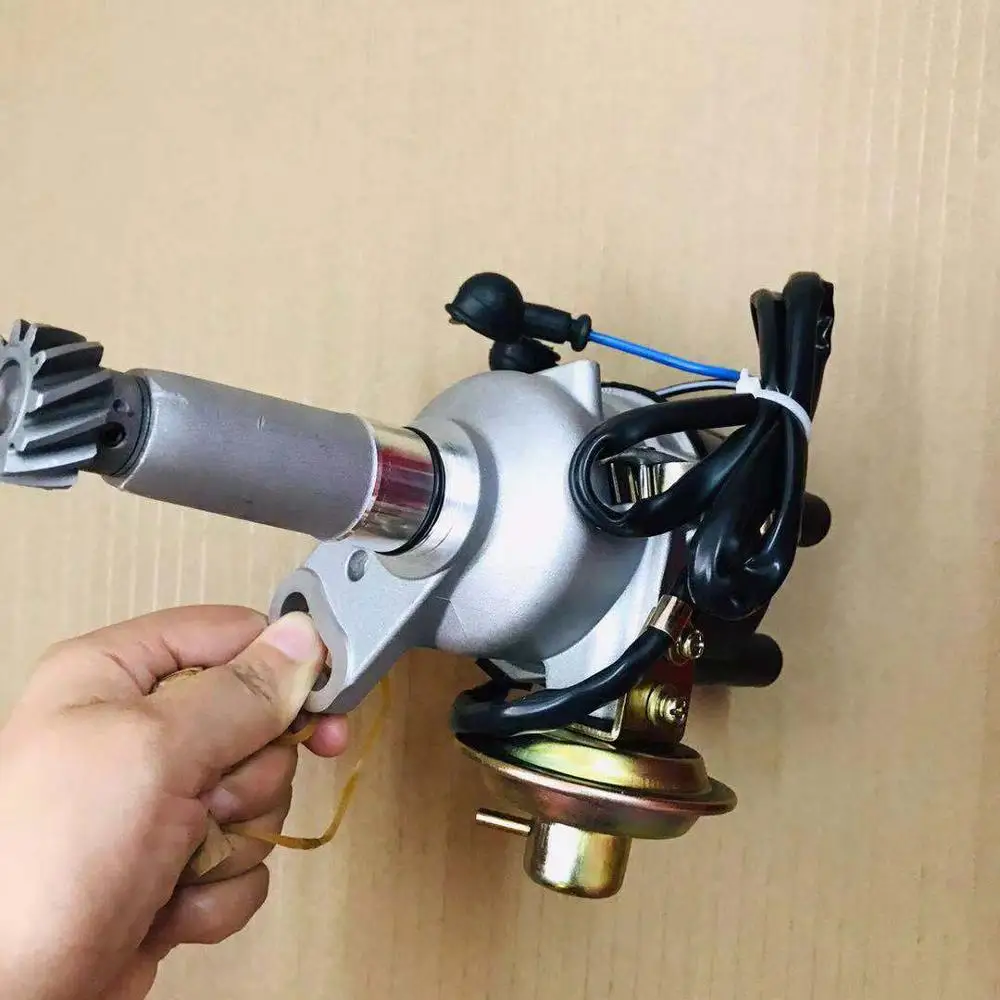 Engine Electronic Carburetor Type Ignition Distributor Assy MD142257 MD080608 T3T04591 Fit for Pajero V32 4G54