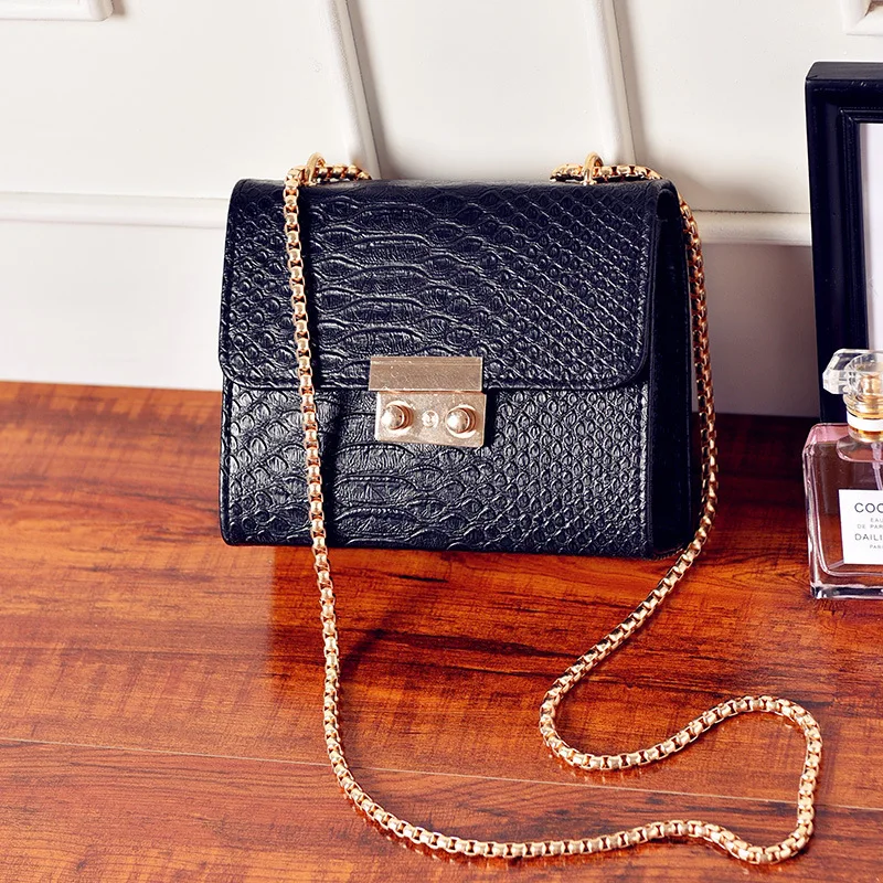 

2017 New Style Crocodile Pattern Chain Square Sling Bag