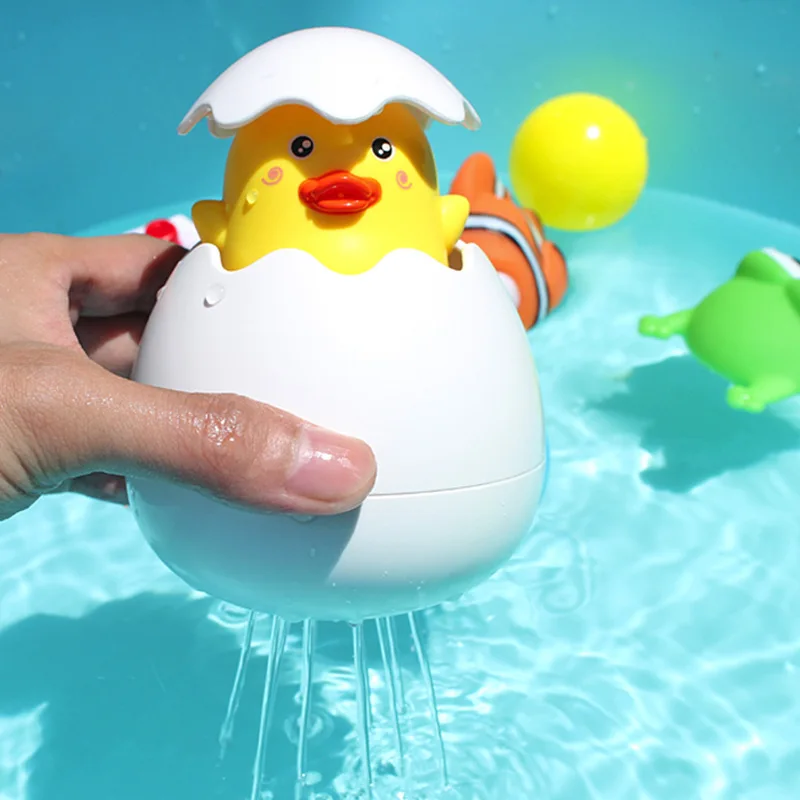 Дети дождь пингвин игрушка для купания spay вода маленькая утка ребенок играть водные игрушки для ванной - Цвет: Duck Bath Egg