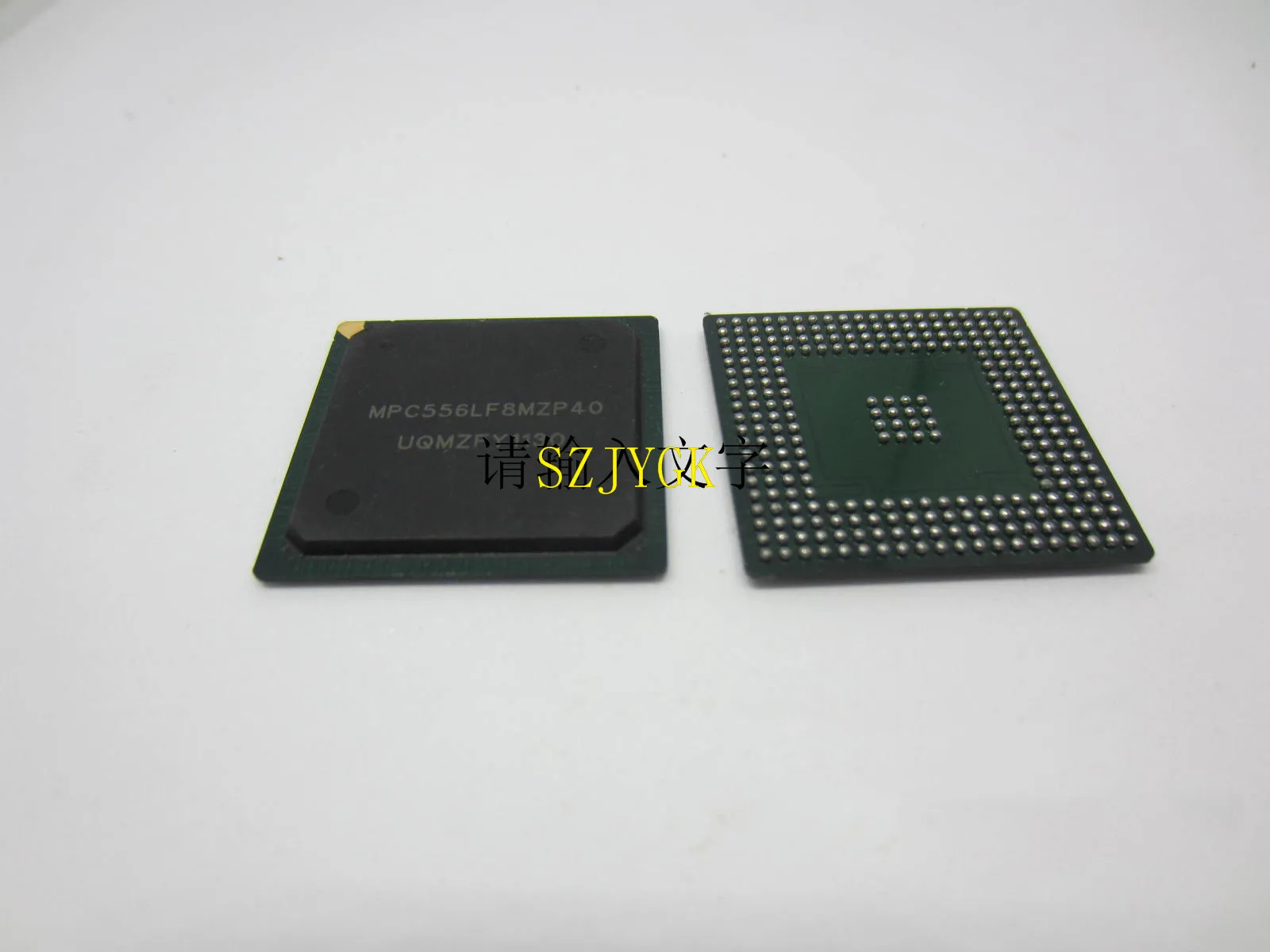 

(Integrated Circuit)Mpc556lf8mzp40 Mpc556