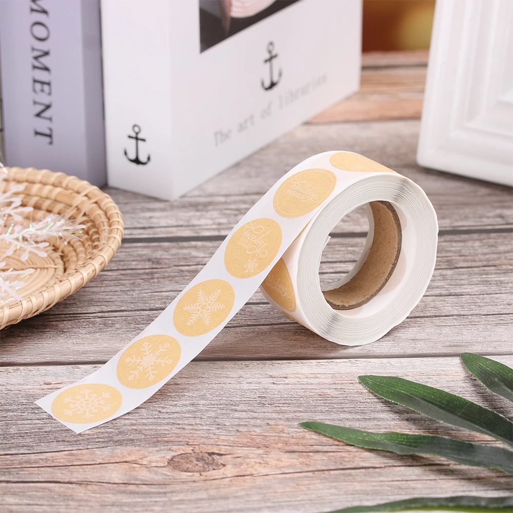 500Pcs 6 Styles Snowflake Holiday Sticker Round Christmas Stickers New Year Cute Gift Box Label for Scrapbooking Stationery Stic