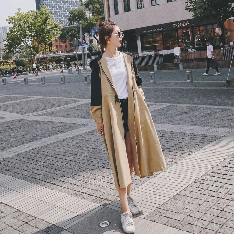 

Photo Shoot INS Hong Kong Flavor Contrast Color Joint Hooded Drawstring Waist Hugging Loose-Fit Large qun bai shi Trench Coat Ca