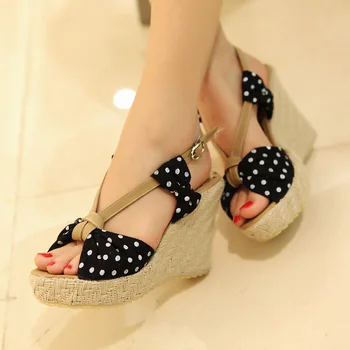 

New Women Bohemia Wedge Sandals Peep Toe Ankle Strap Buckle Fashion Woman Shoes Platform Hemp Ladies Beach Shoes Female Sandals