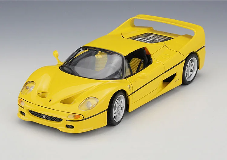 Bburago Diecast Model Car 1:18 Sport-car F150 Metal Alloy High Simulation Cars With Base Boys Toys Gifts For Boy Men