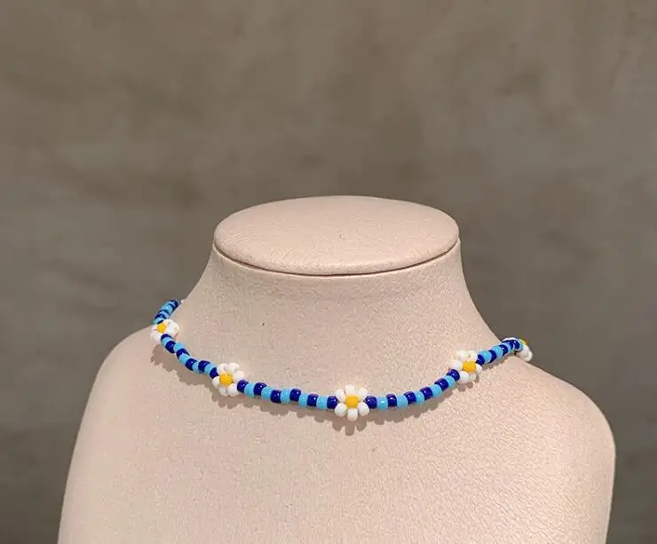 Вышитое бисером ожерелье ins ручной работы маленькие цветы ожерелье с ромашками женские шикарные ключицы колье аксессуары