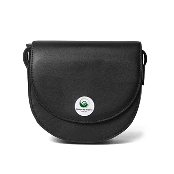 

Korean version of the semi-circular saddle bag female 2019 autumn new style ins net red small black bag texture wild shoulder sh